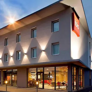 Hotel Ibis Clermont Ferrand Nord, Riom